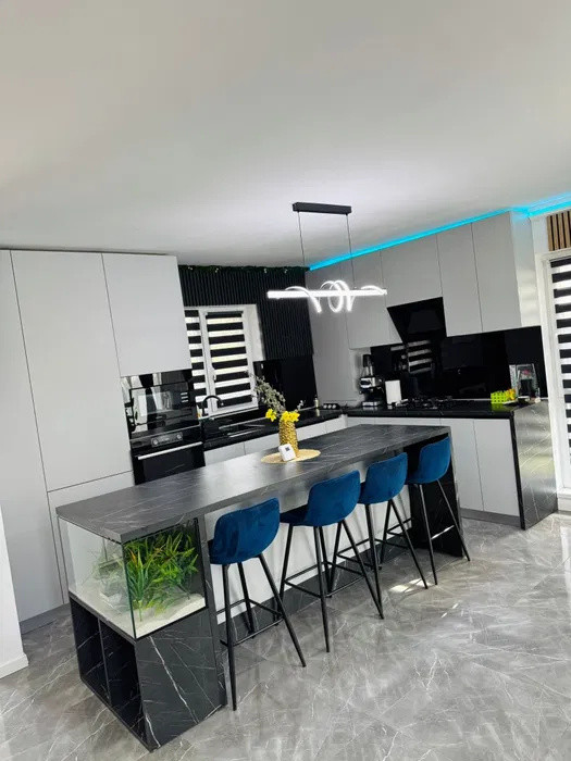 Casa individuala la cheie, 5 camere, 120mp, 400 teren, piscina, Loc Jucu de Sus