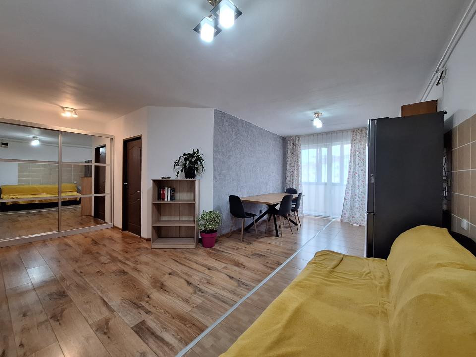 Apartament cu 2 camere plus birou, zona Florilor