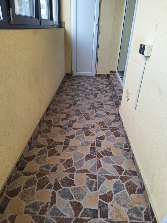 Apartament cu 2 camere plus birou, zona Florilor