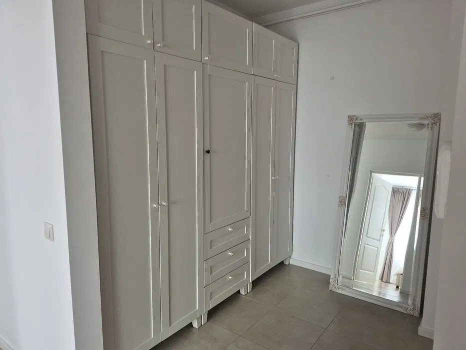 Apartament cu 2 camere, 60 mp, balcon, zona Terra