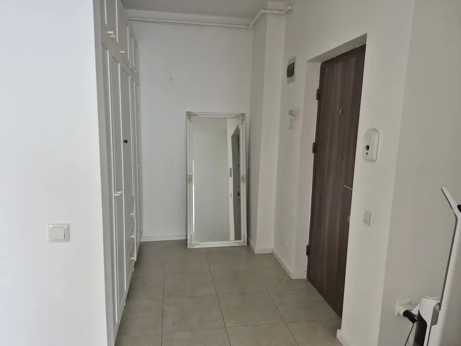 Apartament cu 2 camere, 60 mp, balcon, zona Terra