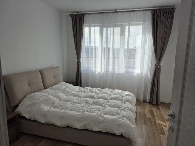 Apartament cu 2 camere, 60 mp, balcon, zona Terra