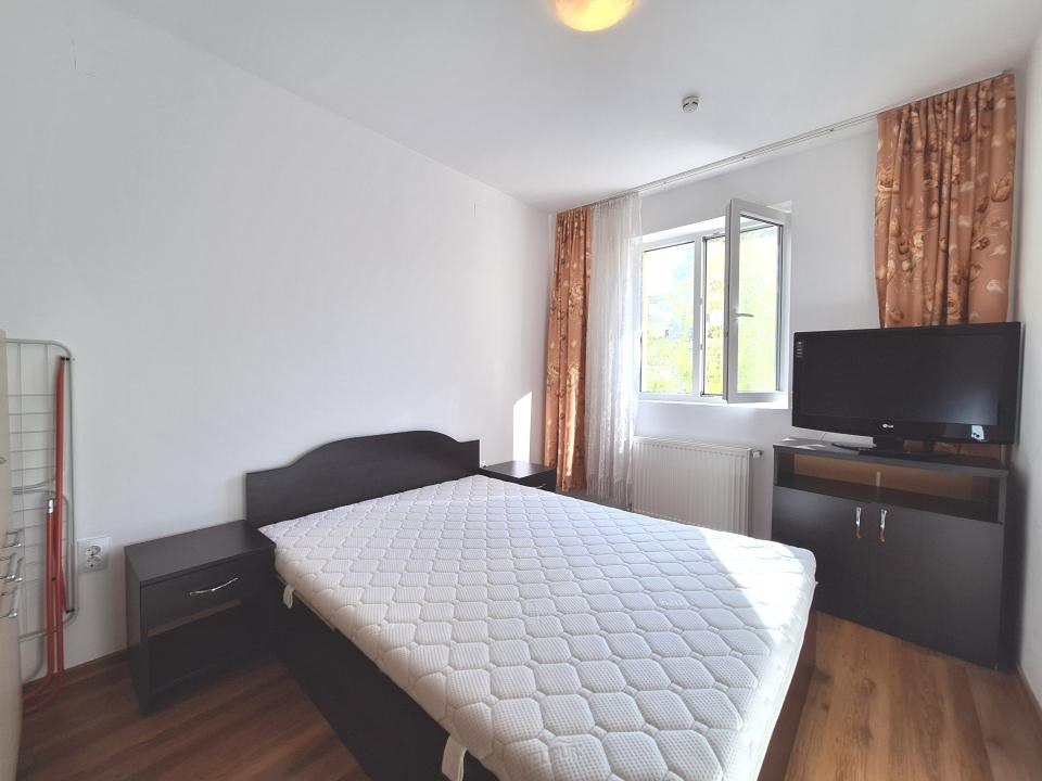 Apartament cu 2 camere, 39 mp, etajul 1, zona Florilor