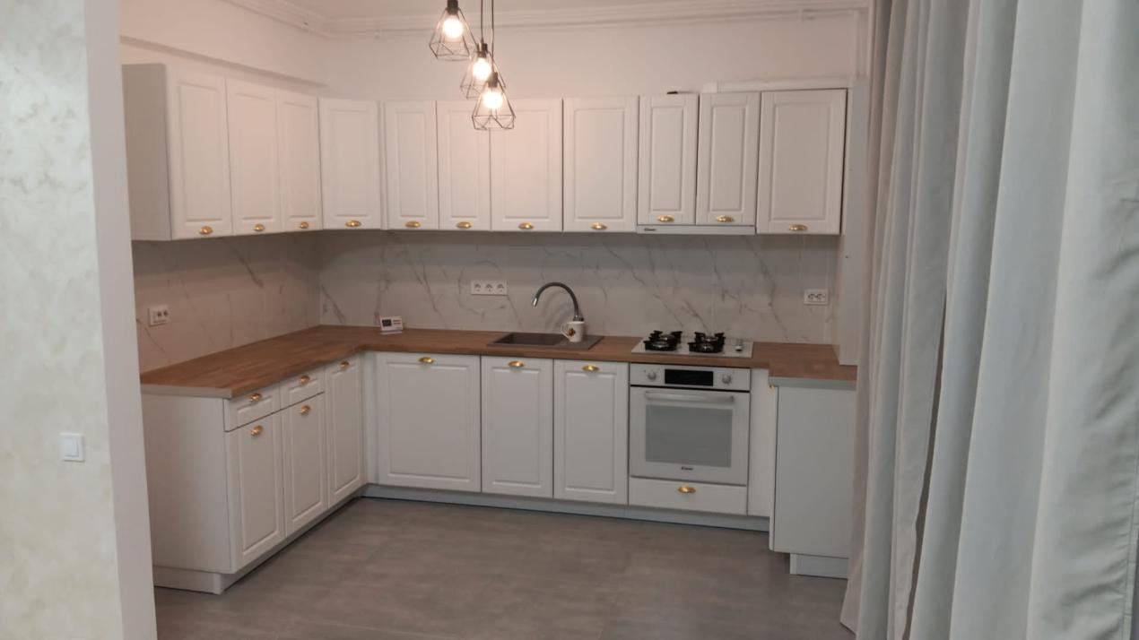 Duplex cu 4 camere,3 bai,2 parcari subterane,zona Terra