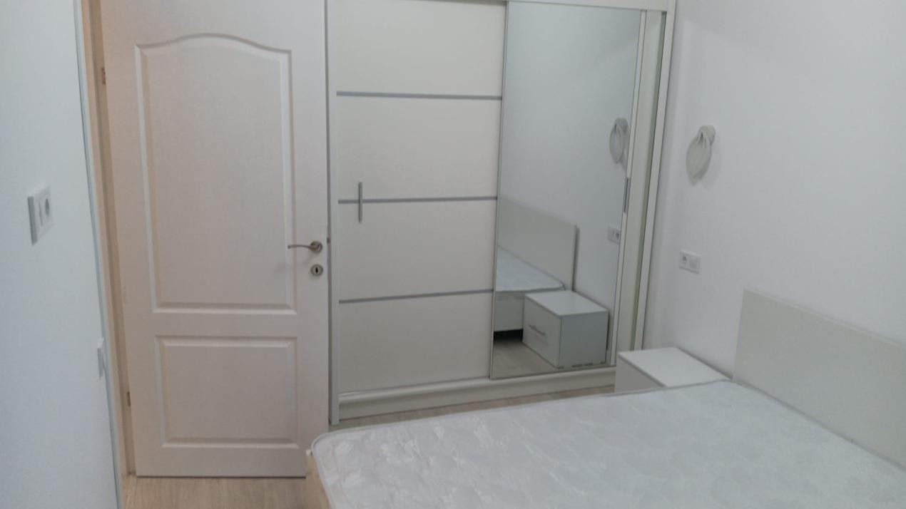 Duplex cu 4 camere,3 bai,2 parcari subterane,zona Terra