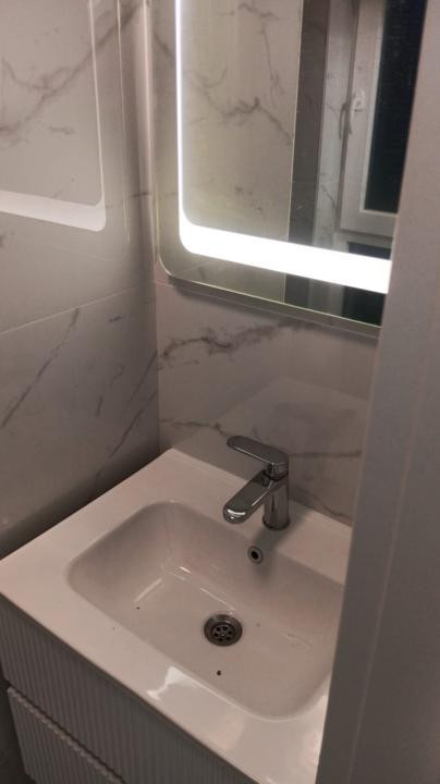 Duplex cu 4 camere,3 bai,2 parcari subterane,zona Terra