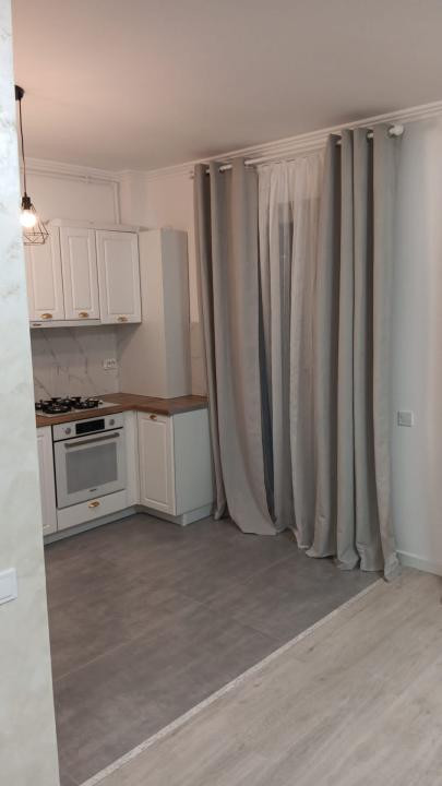 Duplex cu 4 camere,3 bai,2 parcari subterane,zona Terra