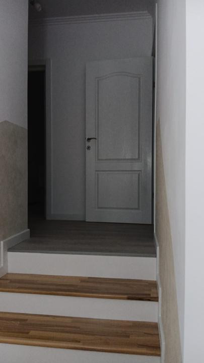 Duplex cu 4 camere,3 bai,2 parcari subterane,zona Terra