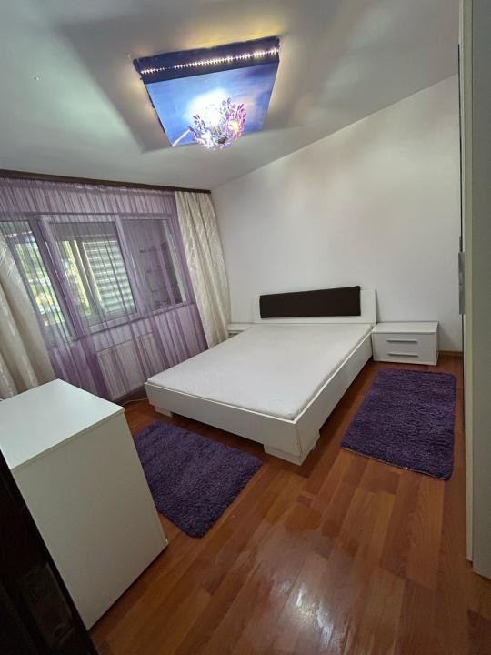 Apartament cu 2 camere, decomandat,Gradina, zona Porii