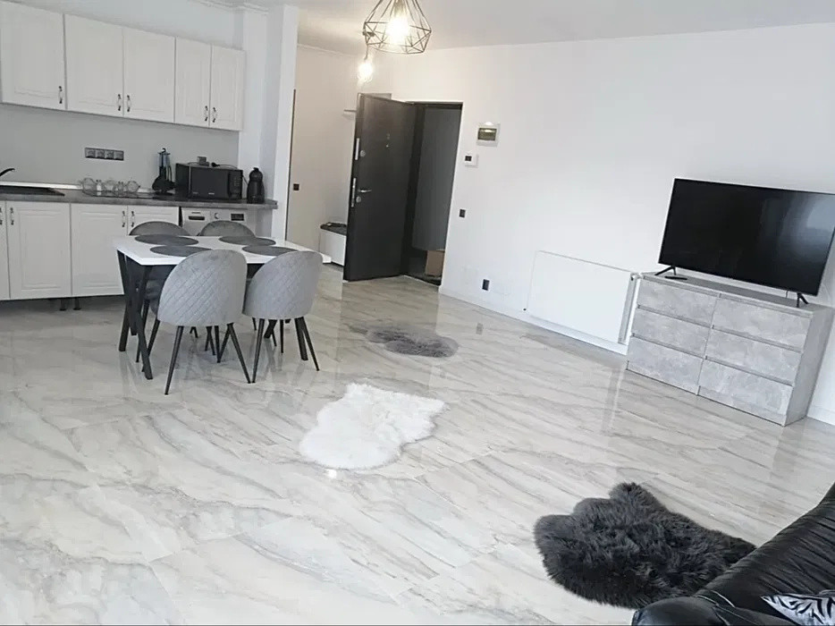 Apartament 2 camere de închiriat - Parcare subterana - Strada Eroilor 