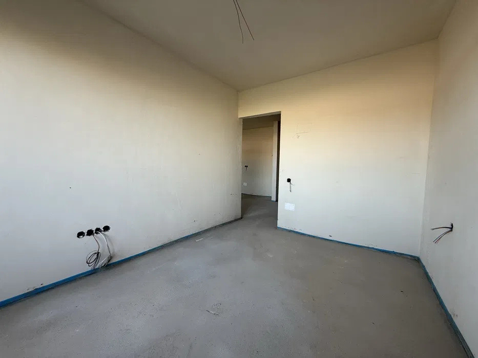 Apartament de 2 camere , 45  mp + balcon de 7 mp ,EROILOR 