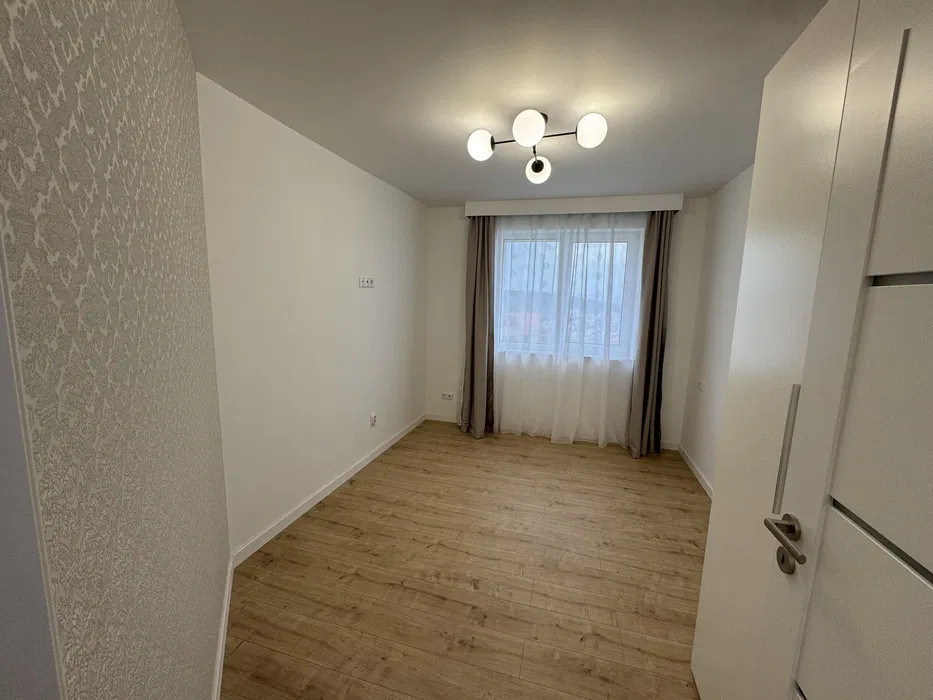 Apartament NOU 3 camere, prima închiriere, parcare inclusă – Europa, zonă premiu