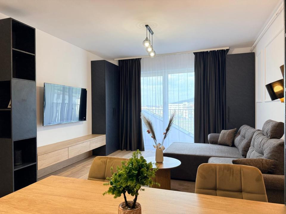 Apartament 2 camere, modern ,45 mp , Eroilor