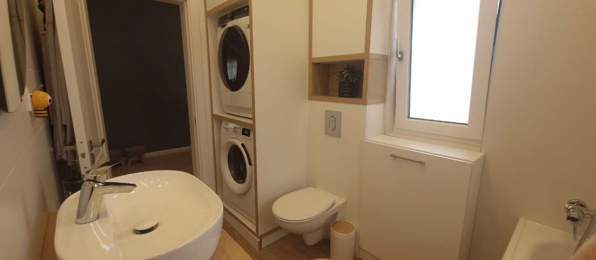 Casa cu 4 camere,curte generoasa,garaj,zona Dambul Rotund-Baciu