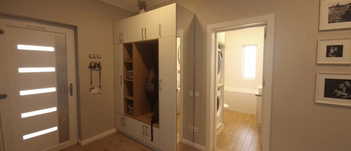 Casa cu 4 camere,curte generoasa,garaj,zona Dambul Rotund-Baciu