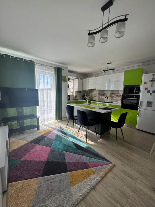 Apartament 3 camere,2balcoane,zona Tineretului