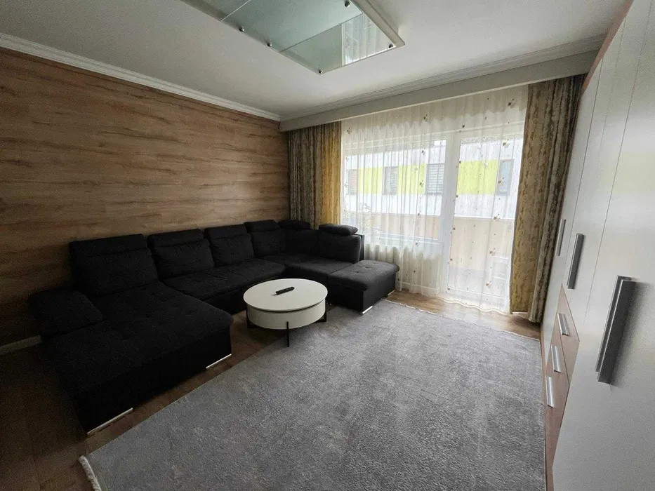 2 Camere Decomandat 55 mp| Etaj Intermediar | Parcare Inclusa | Zona Centrala | 