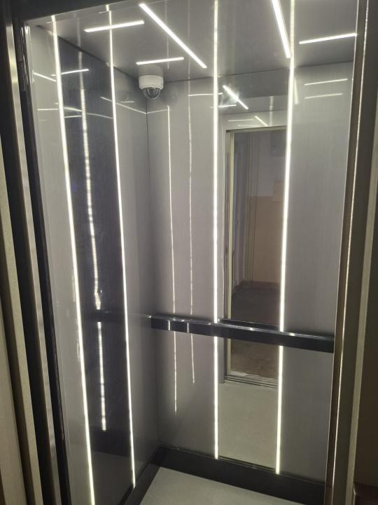 Apartament cu 4 camere decomandate, 84mp, zona Calea Floresti