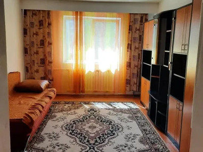 Garsoniera, 22mp, etaj intermediar, zona Expo Transilvania