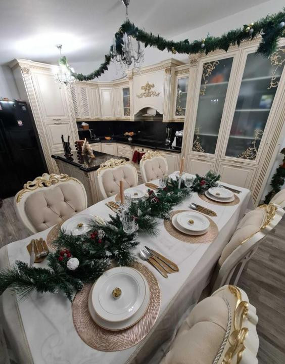 Casa in stil Victorian cu piscina, 210 mp utili + 1001 mp teren, Zona Feleacu