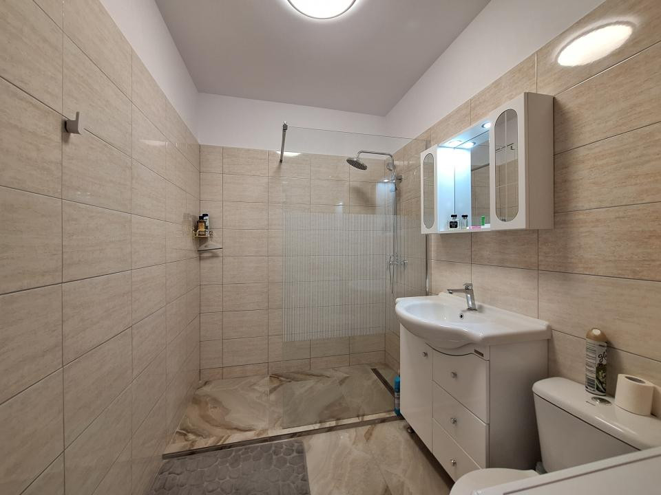 Apartament cu 2 camere, 54,5 mp, balcon, zona Oncos