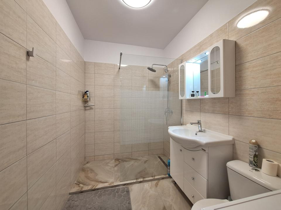 Apartament cu 2 camere, 54,5 mp, balcon, zona Oncos