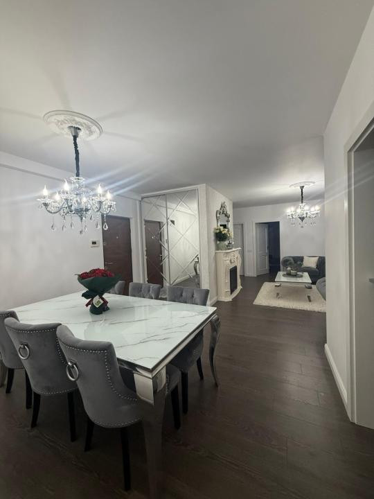 Apartament cu 3 camere, 80 mp, zona AMETYST