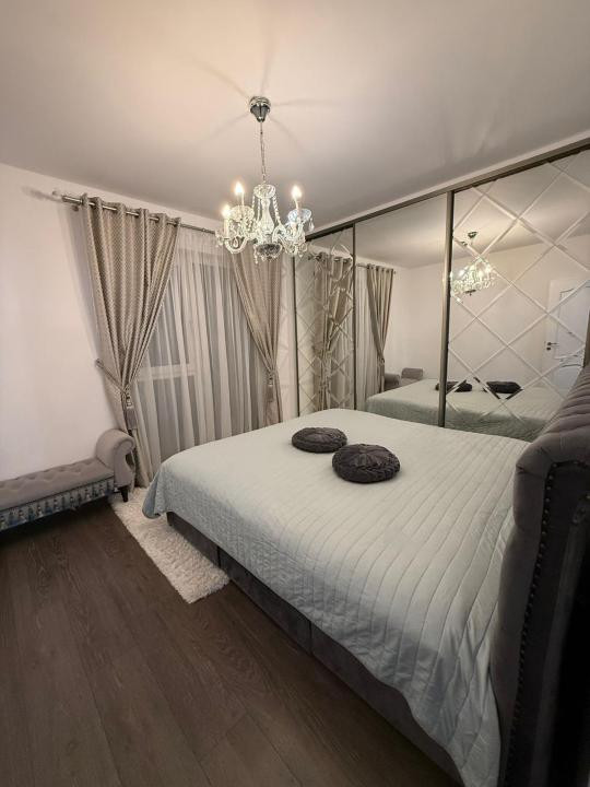 Apartament cu 3 camere, 80 mp, zona AMETYST