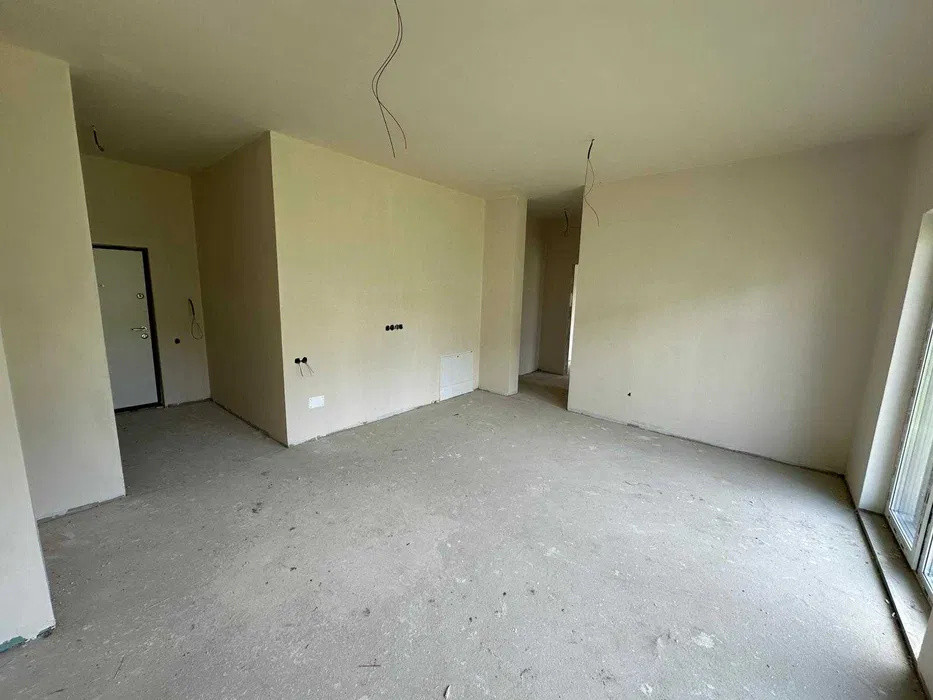 Apartament de 2 camere , 49 mp + 95 mp gradina , EROILOR 