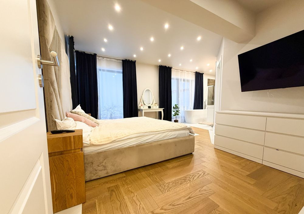 Casa individuala , 280 mp utili+ 1.000 mp de teren, FELEACU