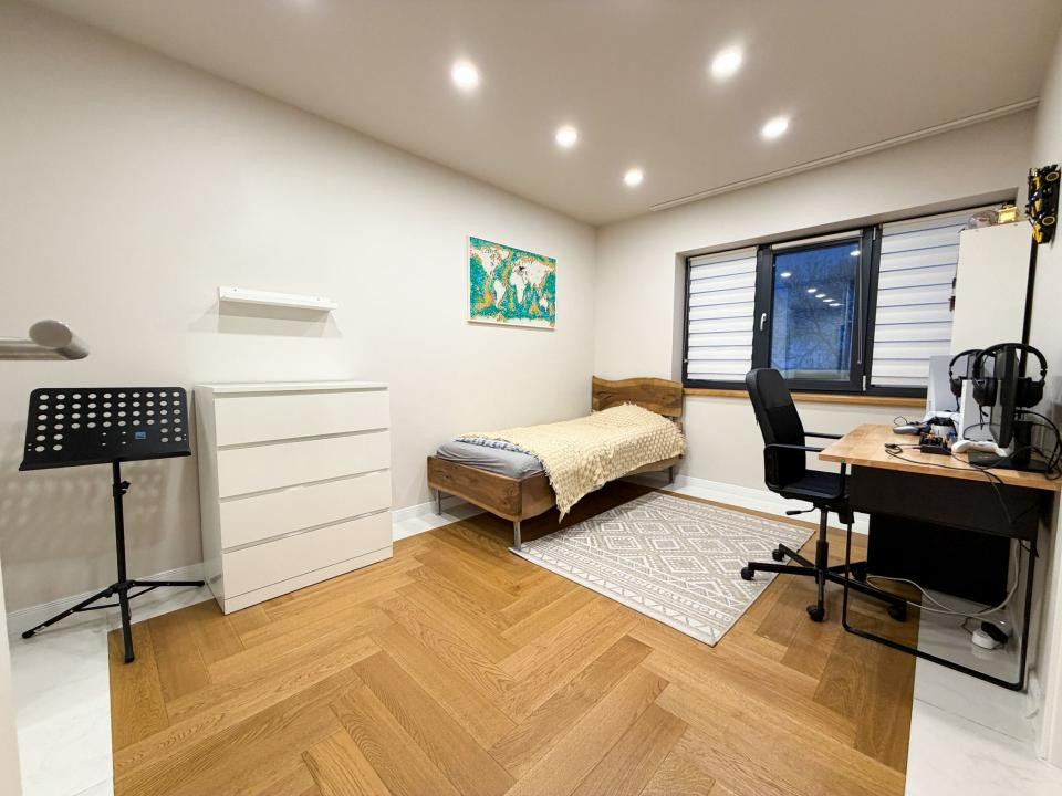 Casa individuala , 280 mp utili+ 1.000 mp de teren, FELEACU