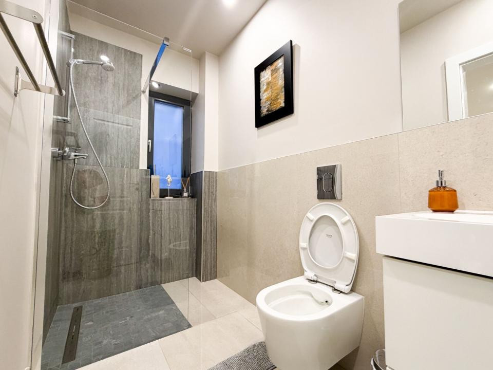 Casa individuala , 280 mp utili+ 1.000 mp de teren, FELEACU