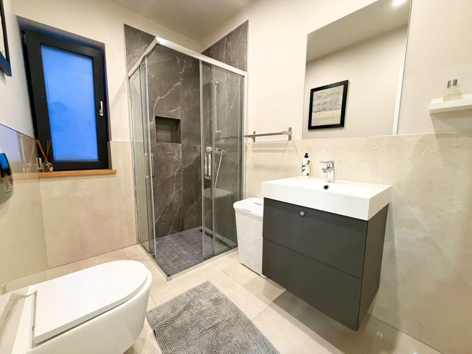 Casa individuala , 280 mp utili+ 1.000 mp de teren, FELEACU