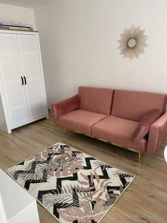 Garsoniera La Cheie, 20 mp, Etaj Intermediar, Zona Big/Manastur