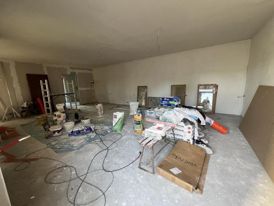 Casa idividuala de inchiriat , 240 mp utili, Tauti 