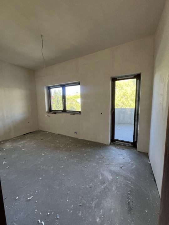 Casa idividuala de inchiriat , 240 mp utili, Tauti 