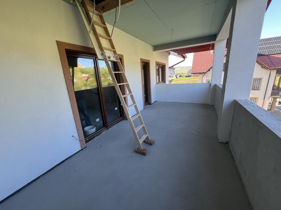 Casa idividuala de inchiriat , 240 mp utili, Tauti 