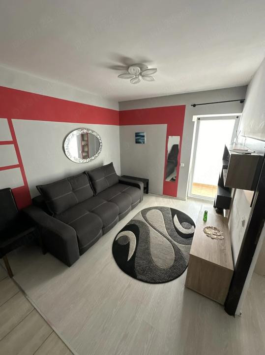 Apartament cu 2 camere, 39 mp, parcare, strada Stejarului