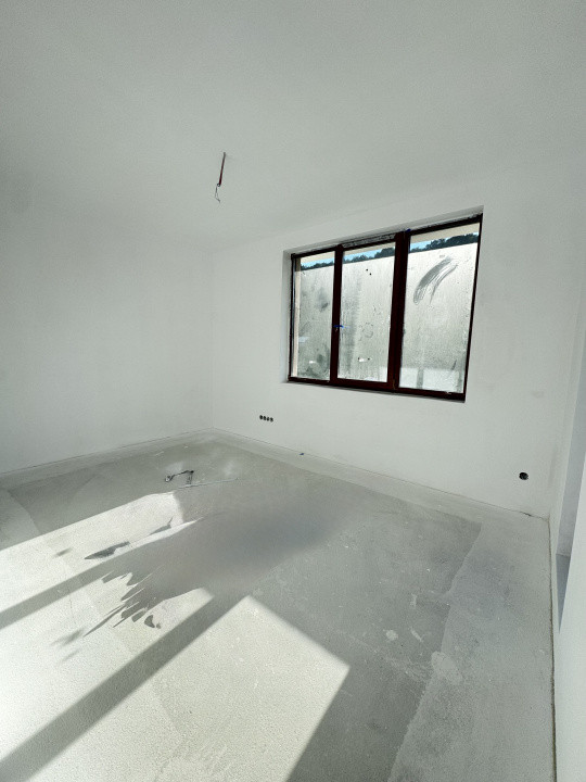 Duplex 120 mp Utili, 4 camere,400 mp Gradina,Panorama Superba,Chinteni