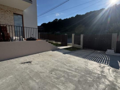 Duplex 120 mp Utili, 4 camere,400 mp Gradina,Panorama Superba,Chinteni