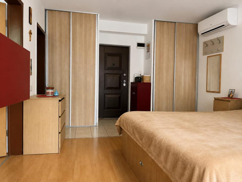 Apartament o camera, 40mp, etaj intermediar, zona Petrom