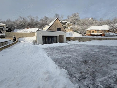 Casa individuala, 6 camere, 200mp, teren 800mp, zona Feleacu