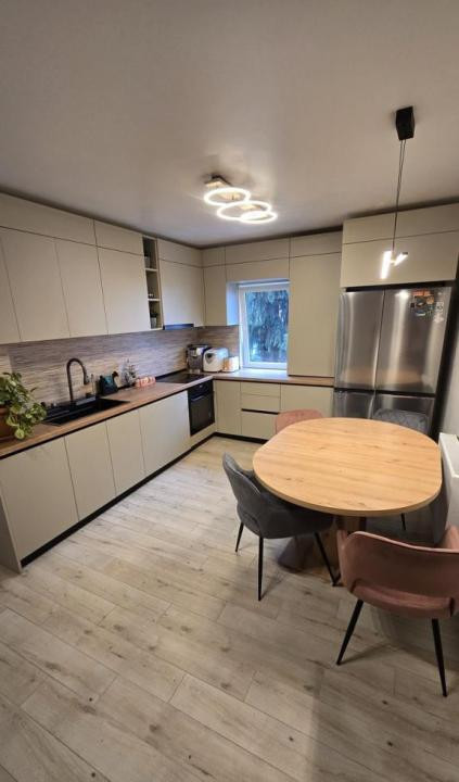 Apartament 3 camere decomandate, 67mp, etaj intermediar, zona Piata Zorilor