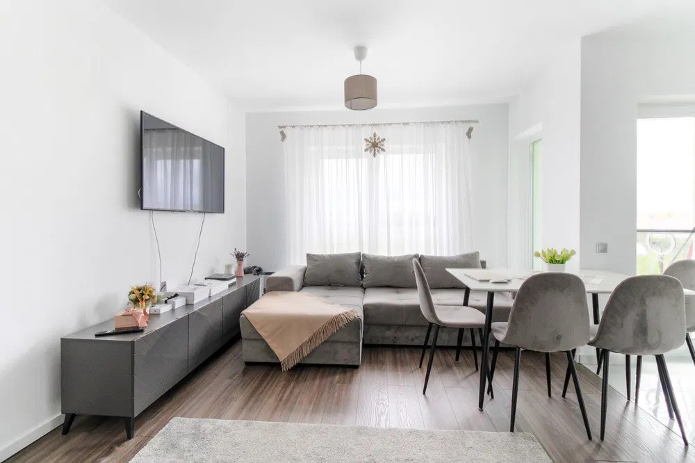 Apartament cu 3 camere, 2 bai, 2 balcoane, zona Dumitru Mocanu