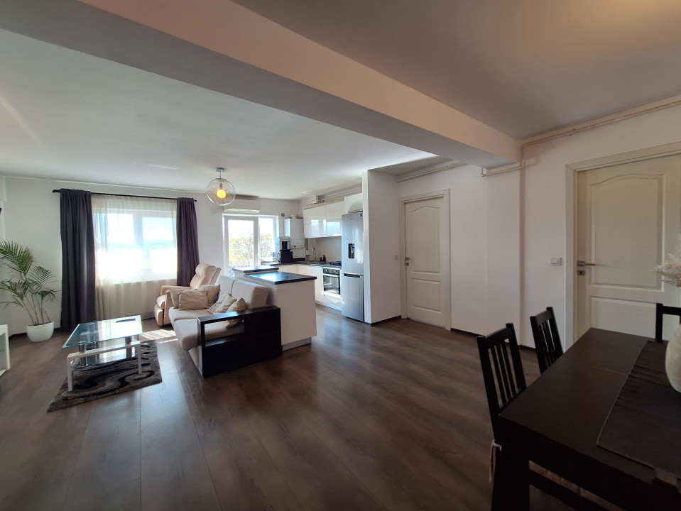 Apartament cu 2 camere, 64 mp, balcon, zona Muzeul Apei