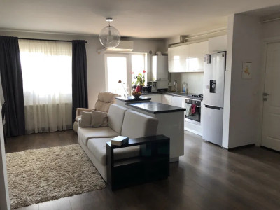 Apartament cu 2 camere, 64 mp, balcon, zona Muzeul Apei