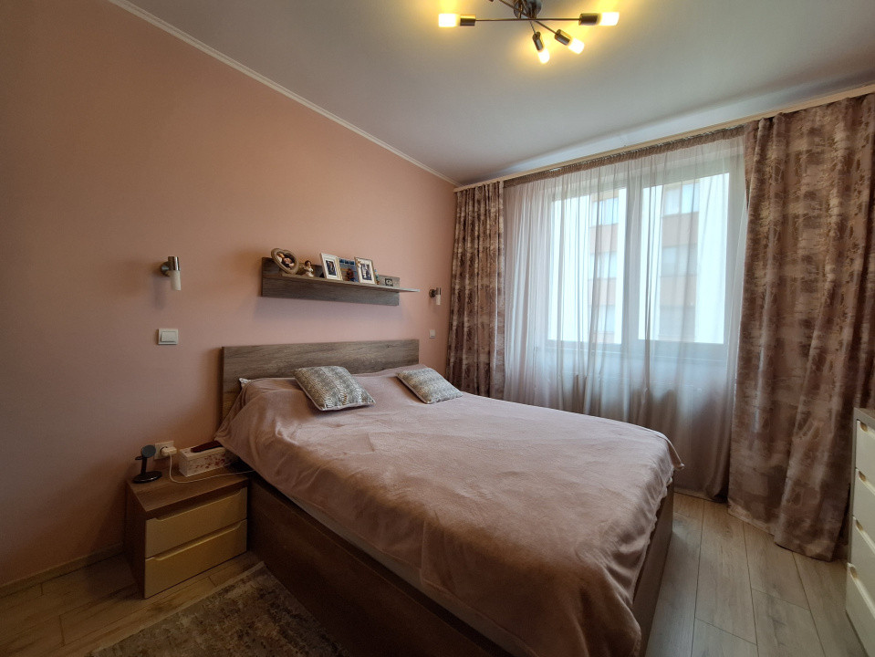 Apartament cu 3 camere, 74 mp, parcare, zona Eroilor