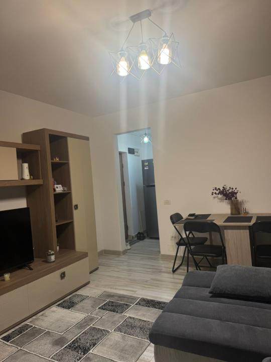 Apartament de 53 mp utili,parcare inclusa , etaj 1, zona Eroilor