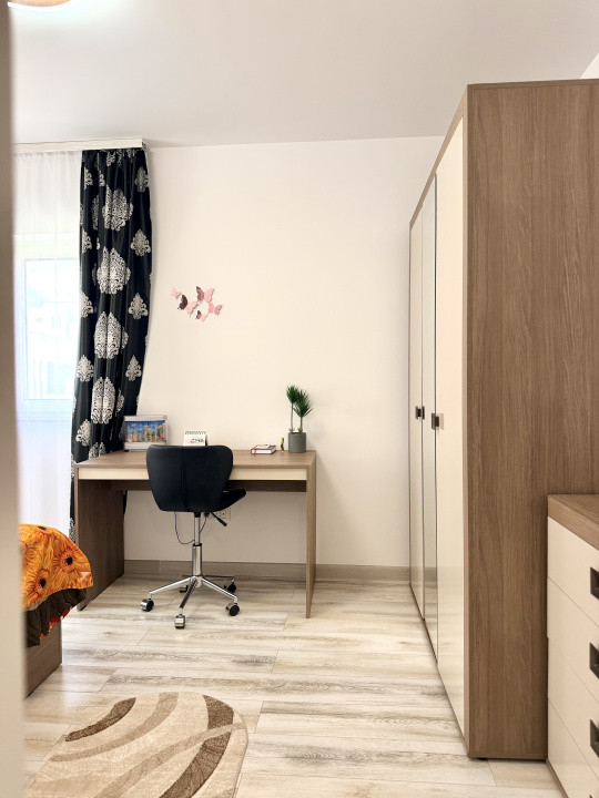 Apartament de 53 mp utili,parcare  , etaj 1,bloc nou, zona Eroilor