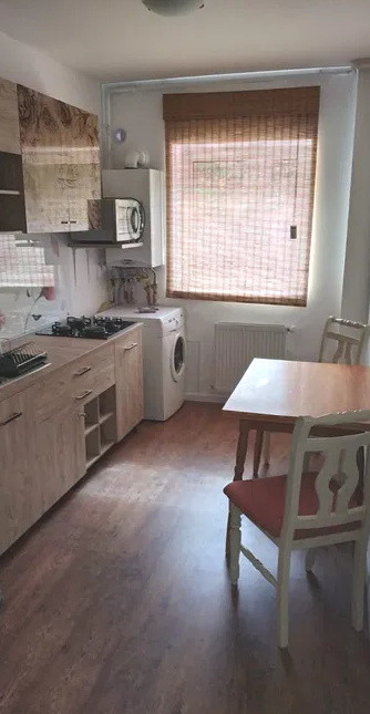 Apartament cu 2 camere, 50 mp, balcon, strada Cetatii